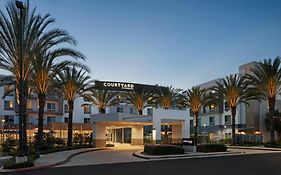 Courtyard Long Beach Airport